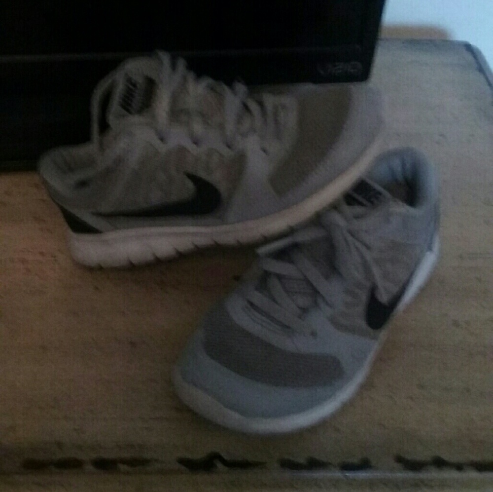 Nike mesh shoes